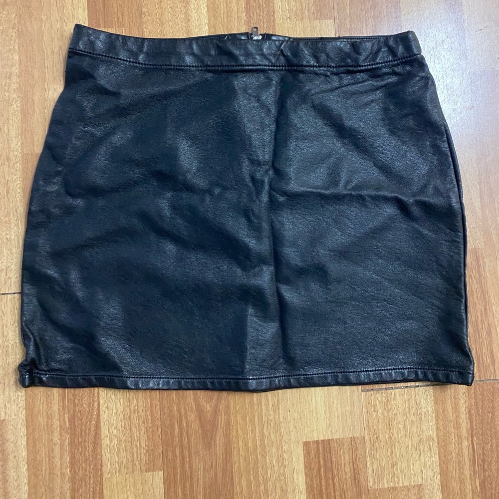Forever 21 leather skirt